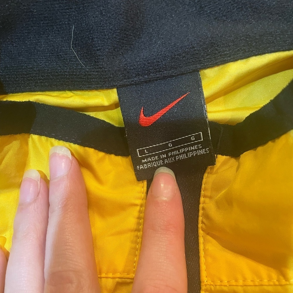 Nike windbreaker - Picture 2 of 4